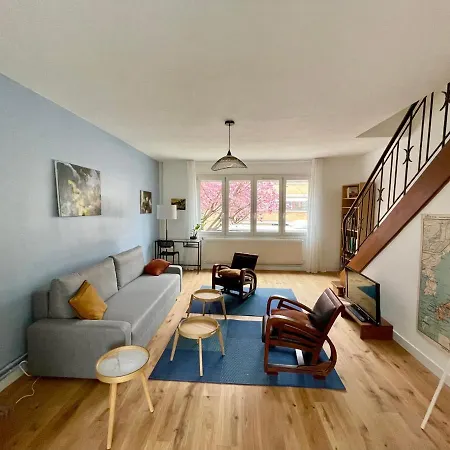 La Chambre Jaune Maison Avec Grande Terrasse Et Garage Prive Lilla