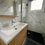 La Chambre Jaune Maison Avec Grande Terrasse Et Garage Prive *